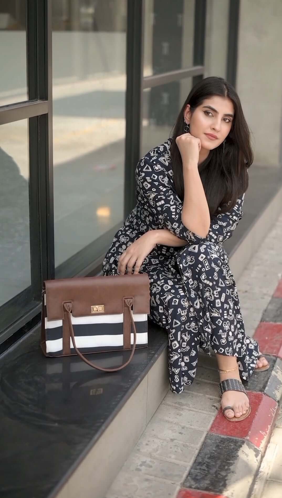 Darwin Brown Shoulder Bag
